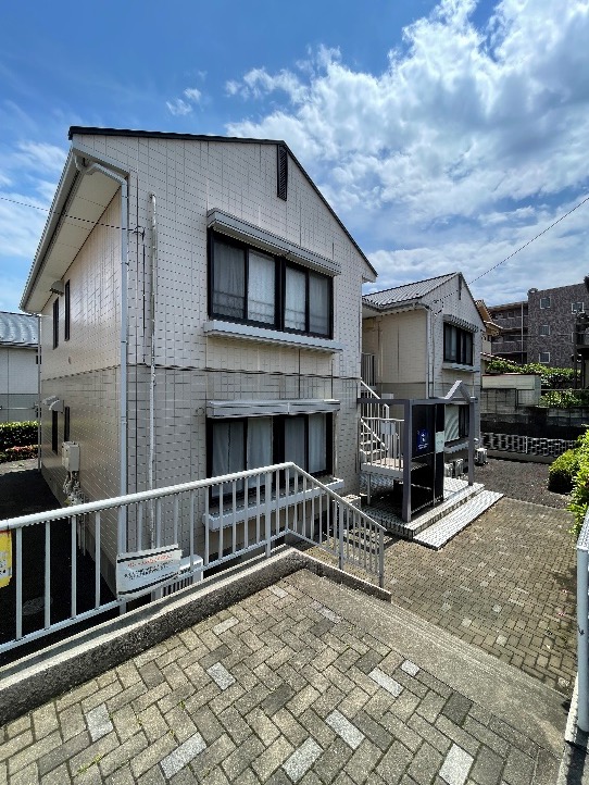 アパート塗装工事 施工前（1棟目）